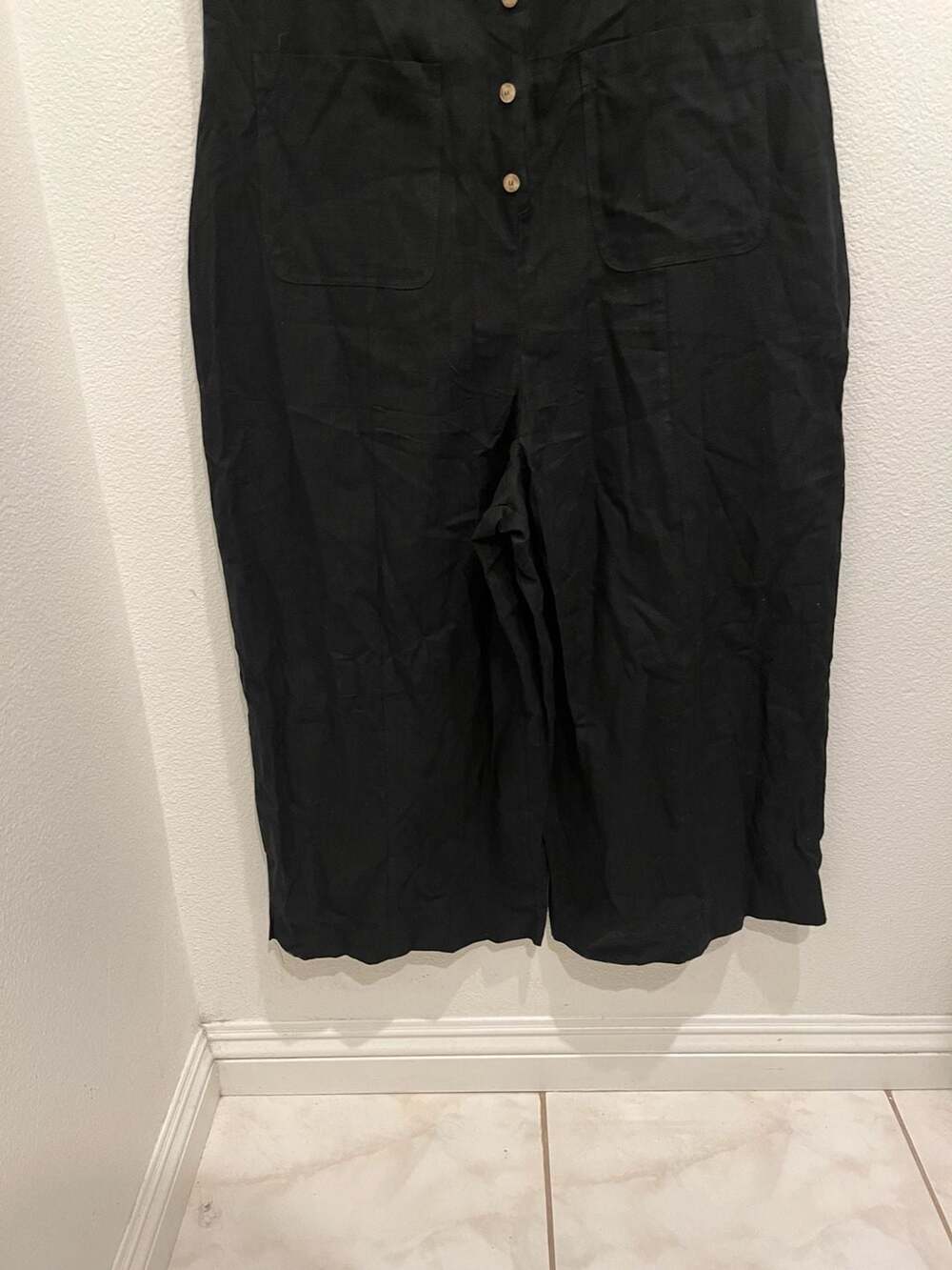 Women's Sleeveless Cotton Linen Blend V-Neck Button-Down Wide-Leg Jumpsuit - Picture 10 of 15